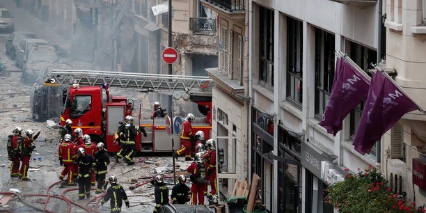 Une violente explosion survenue rue de Trévise, dans le IXème arrondissement de Paris, a fait quatre morts et 66 blessés. Neuf immeubles de ce quartier proche des Grands Boulevards sont jugés inhabitables.