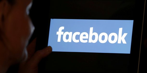 Usa: les autorites envisagent une amende contre facebook, selon la presse[reuters.com]