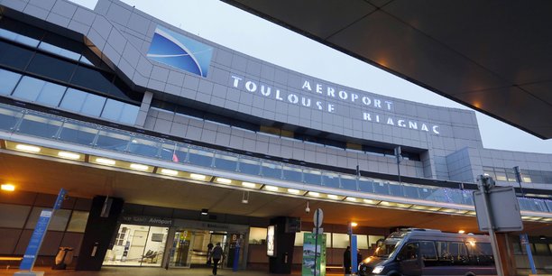 Casil europe veut vendre ses parts dans l'aeroport de toulouse[reuters.com]