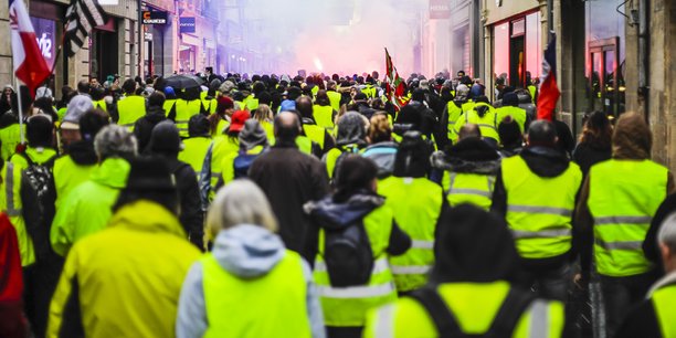 Manifestation des Gilets jaunes rue Sainte-Catherine, à Bordeaux, le 19 janvier 2019.