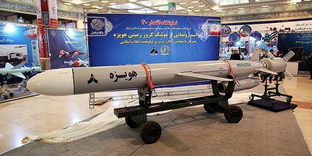 L'Iran a récemment inauguré un sous-marin capable de tirer des missiles de croisière, réaffirmant ainsi sa volonté d'autonomie en matière de défense