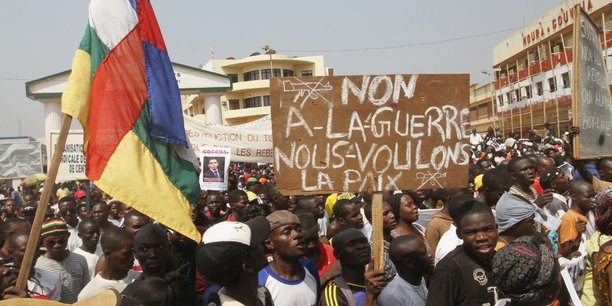 Sur fonds d'appartenances ethnico-religieuses, la Centrafrique a sombré dans une instabilité presque chronique depuis la chute de François Bozizé en mars 2013.