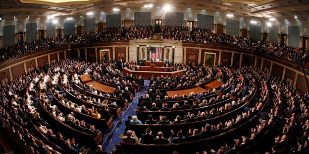 Les dissensions au Congrès - entre républicains majoritaires à la Chambre et démocrates, à la manœuvre au Sénat- sont telles que les élus étaient jusqu'alors incapables de voter des budgets d'un an.