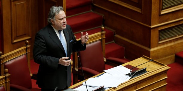 Un nouveau ministre des affaires etrangeres en grece[reuters.com]