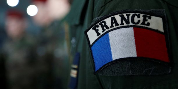 France: un colonel menace de sanctions apres des critiques strategiques[reuters.com]