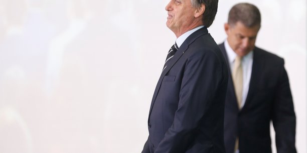 Bresil: bolsonaro limoge l'un de ses plus proches conseillers[reuters.com]