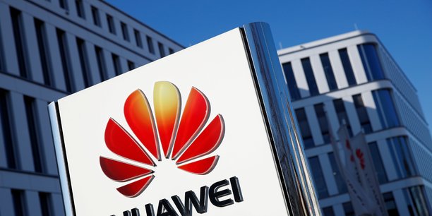 Huawei poursuit son offensive en europe avec un magasin a vienne[reuters.com]