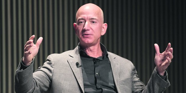 Jeff Bezos, le patron de la firme américaine, n'entend pas freiner ses conquêtes, ciblant ainsi les marchés indiens et chinois, et leur milliards de potentiels clients.