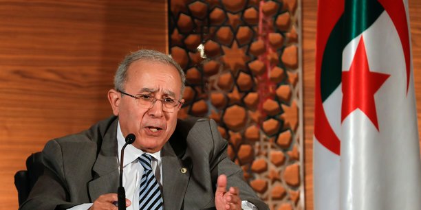 Algerie: bouteflika attendra l'election de son successeur, dit lamamra[reuters.com]