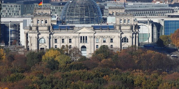 Allemagne: les sages prevoient 0,8% de croissance en 2019[reuters.com]