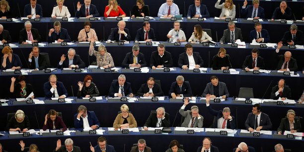 Le parlement europeen enterine l’accord sur le droit d’auteur numerique[reuters.com]