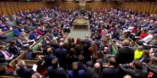 Les députés de la Chambre des communes ont rejeté, vendredi 29 mars, l'accord de sortie du Royaume-Uni de l'Union européenne par 344 voix contre 286.