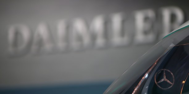 Daimler vise huit milliards d'euros d'economies d'ici 2021[reuters.com]