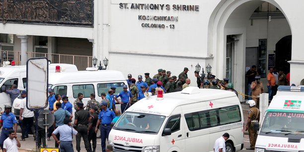 Sri lanka: attentats contre eglises et hotels, 138 morts[reuters.com]