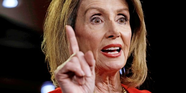 Pelosi reconnait les avis divergents des democrates sur le rapport mueller[reuters.com]