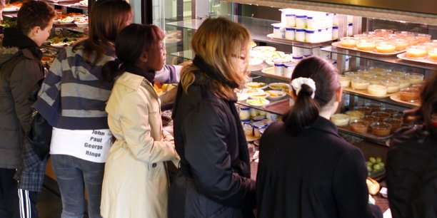 France: six millions d'euros pour des petits dejeuners a l'ecole[reuters.com]