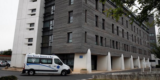 L'interruption des traitements, couplée à la mise en œuvre d'une « sédation profonde et continue », avait débuté lundi matin au centre hospitalier de Reims.