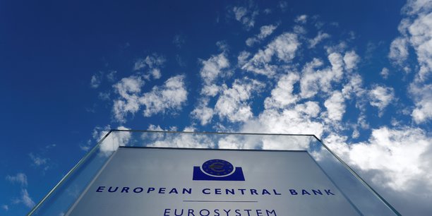 Rejet d'une plainte contre la bce sur la dette grecque[reuters.com]