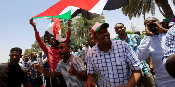 L'opposition soudanaise suspend sa campagne de desobeissance civile[reuters.com]