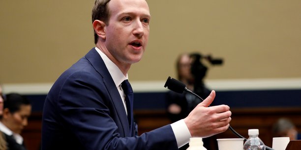 Donnees personnelles: facebook se demande ce que savait zuckerberg[reuters.com]