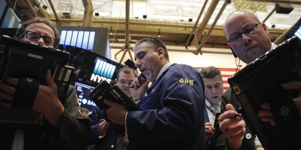La bourse de new york evolue en baisse a l'ouverture[reuters.com]