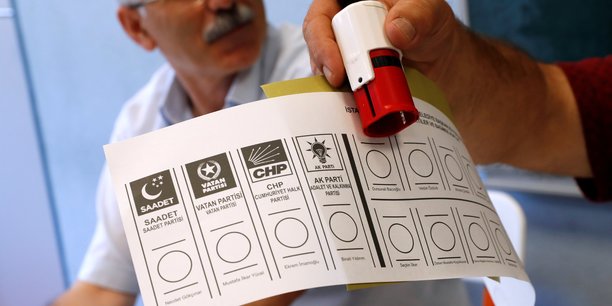 Istanbul en attente du resultat de la nouvelle election municipale[reuters.com]