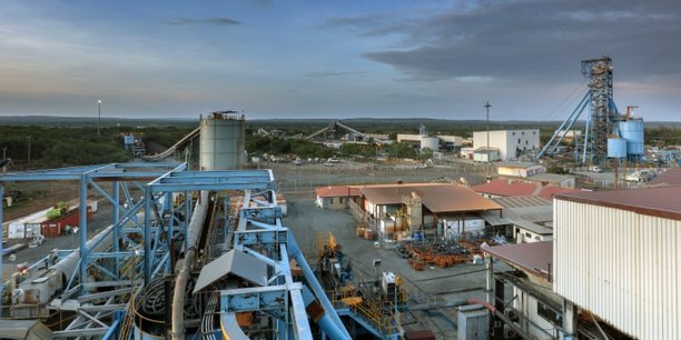 Barrick Gold est la deuxième plus grande entreprise aurifère au monde. Elle détient actuellement 63,9% de participation dans Acacia Mining.