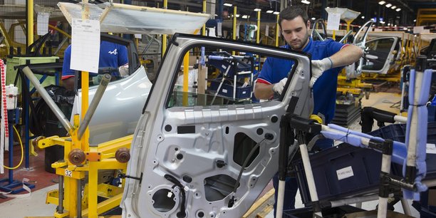LA CRISE QUI VIENT Renault-industrie-production-industrielle-automobile
