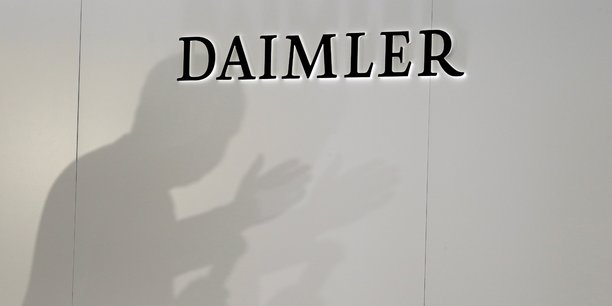 Daimler avertit sur son benefice trimestriel[reuters.com]