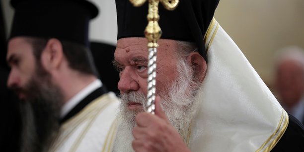 Grece: les pretres orthodoxes resteront fonctionnaires[reuters.com]