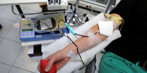 La france assouplit ses regles de don de sang pour les homosexuels[reuters.com]