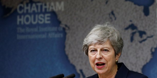 Theresa may denonce le populisme et invite son successeur au compromis[reuters.com]