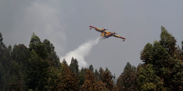 Les feux de foret maitrises au portugal, les pompiers restent mobilises[reuters.com]