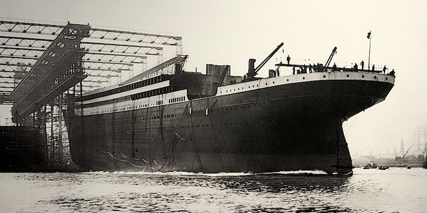 Mise à l'eau du Titanic en mai 1911 (chantiers Harland and Wolff)