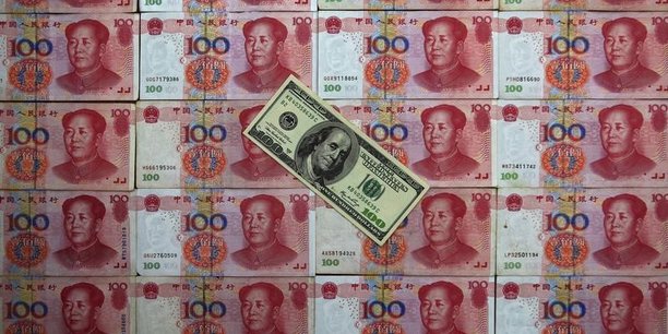 La décision prise par Pékin lundi de laisser baisser notablement sa devise a provoqué une tempête sur les marchés financiers du monde entier.
