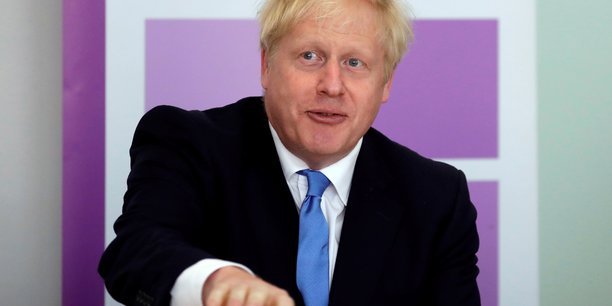 Johnson privilegie le scenario du brexit sans accord, selon the guardian[reuters.com]