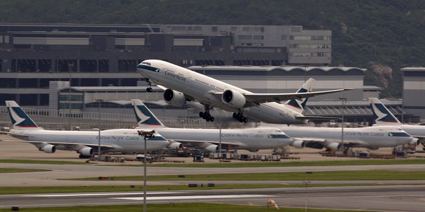 Hong kong: demission du dg de la compagnie aerienne cathay pacific[reuters.com]