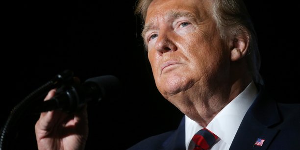 Trump reclame finalement a la fed des taux d'interet negatifs[reuters.com]