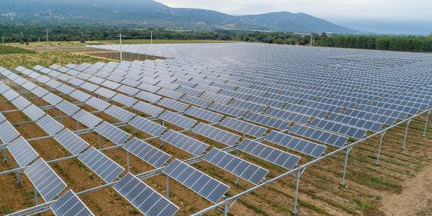 Le premier démonstrateur agrivoltaïque dynamique de Sun'Agri a été inauguré, en novembre 2018, sur le Domaine de Nidolères, à Tresserre dans les Pyrénées-Orientales.