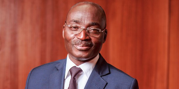 Kadjo Kouame est directeur générale de de la Société pour le développement minier de la Côte d’Ivoire (SODEMI) ; une société d’Etat active dans différents compartiments de l’industrie minière.