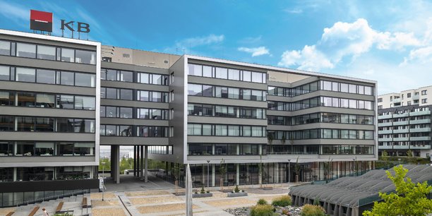 Le siège de Komercni Banka, près de Prague. La banque, aux mains de la SocGen, affiche une rentabilité de 25 %.