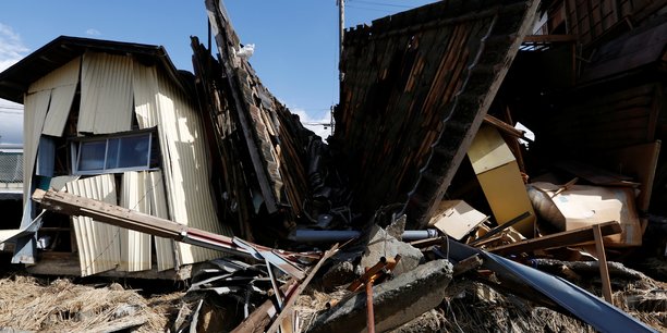 Le bilan du puissant typhon au japon s'alourdit a 74 morts[reuters.com]