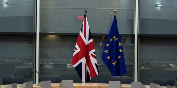 L'accord sur le brexit quasi pret, attend le feu vert britannique, selon des sources[reuters.com]
