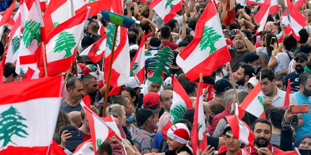 Quatrieme jour de mobilisation contre le pouvoir au liban[reuters.com]