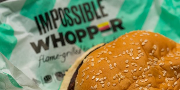 La marque affirme qu'elle devient la plus grosse chaîne de restauration rapide à offrir un hamburger végétarien en Europe.
