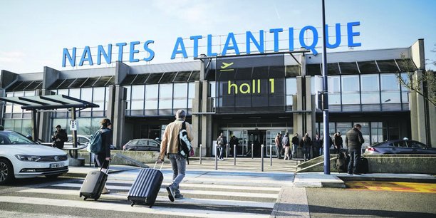 Le montant global des travaux sur la plateforme aéroportuaire pourrait être de l’ordre de 400 à 900 millions d’euros.