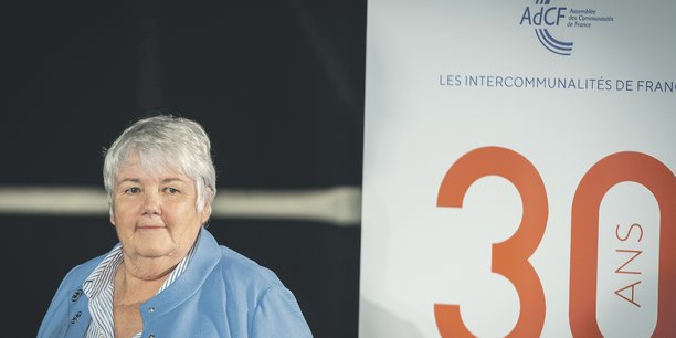 Jacqueline Gourault, ministre de la Cohésion des territoires, le 30 octobre dernier, lors de la convention de l'Assemblée des communautés de France, à Nice. À cette occasion, lui ont été transmises 10 propositions pour accompagner la renaissance des friches.