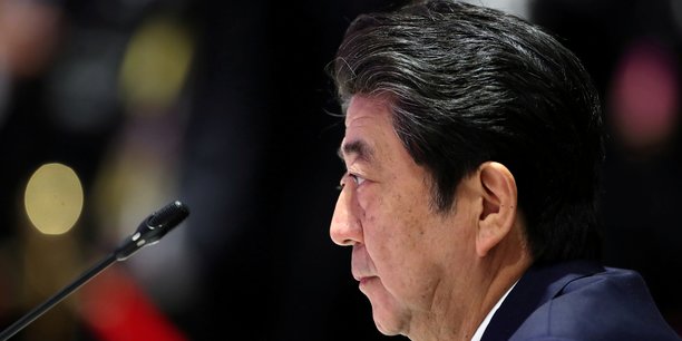 Japon: record de longevite de shinzo abe au poste de premier ministre[reuters.com]