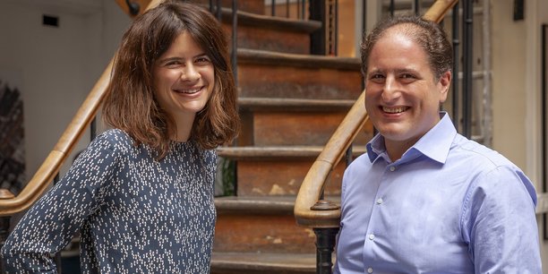 Saskia Fiszel et Keyvan Nilforoushan, les deux cofondateurs de la Fintech Virgil, ont précédemment occupé des postes clefs chez Onefinestay, une entreprise rachetée 148 millions d'euros par le groupe Accor.