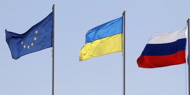 Poutine et zelenski a paris pour conforter les avancees en ukraine[reuters.com]